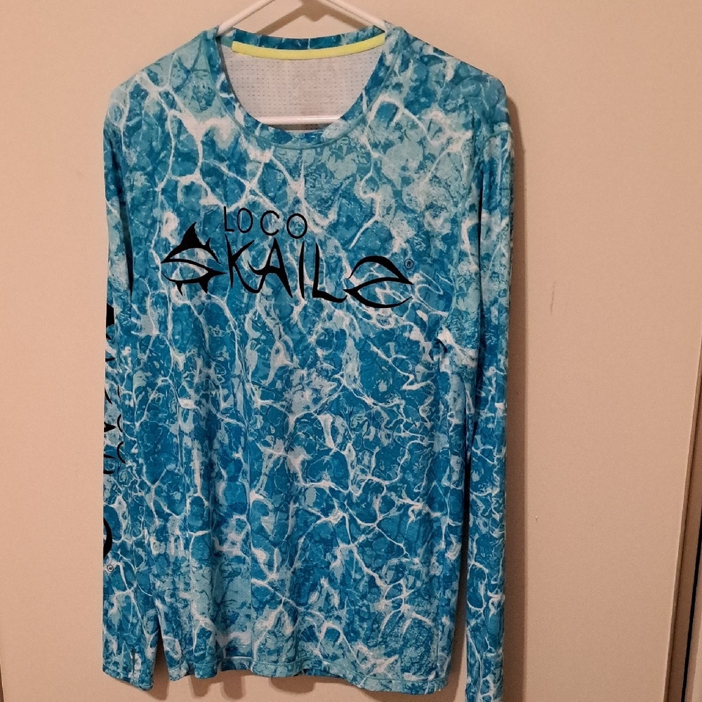 Loco Skaile Blue Graphic Long Sleeve Fishing Shirt.  Size Small.